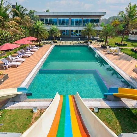 Saffronstays Palm Paradise, Kalyan Khadavli - Swimming Pool With Water Slides, Gazebo And Indoor Games Padghe Zewnętrze zdjęcie