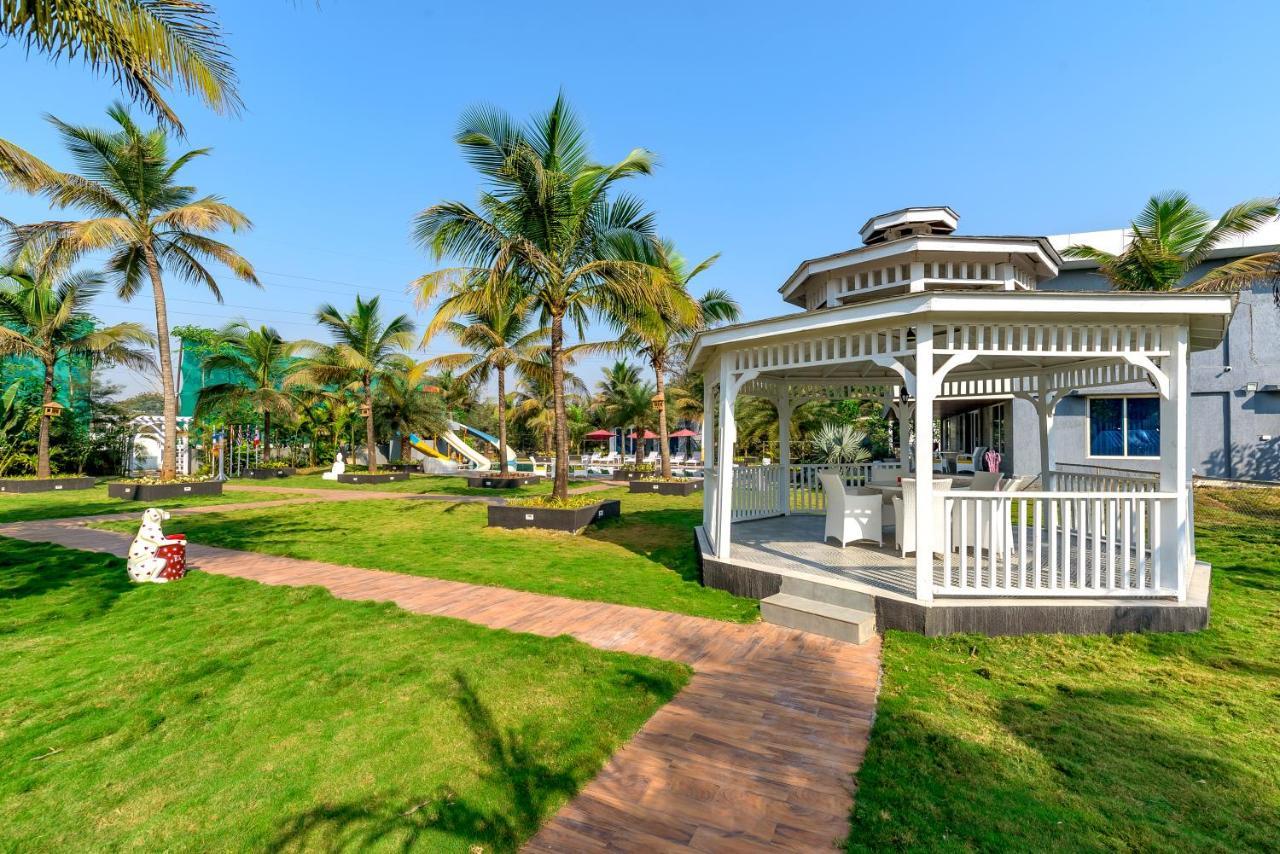 Saffronstays Palm Paradise, Kalyan Khadavli - Swimming Pool With Water Slides, Gazebo And Indoor Games Padghe Zewnętrze zdjęcie