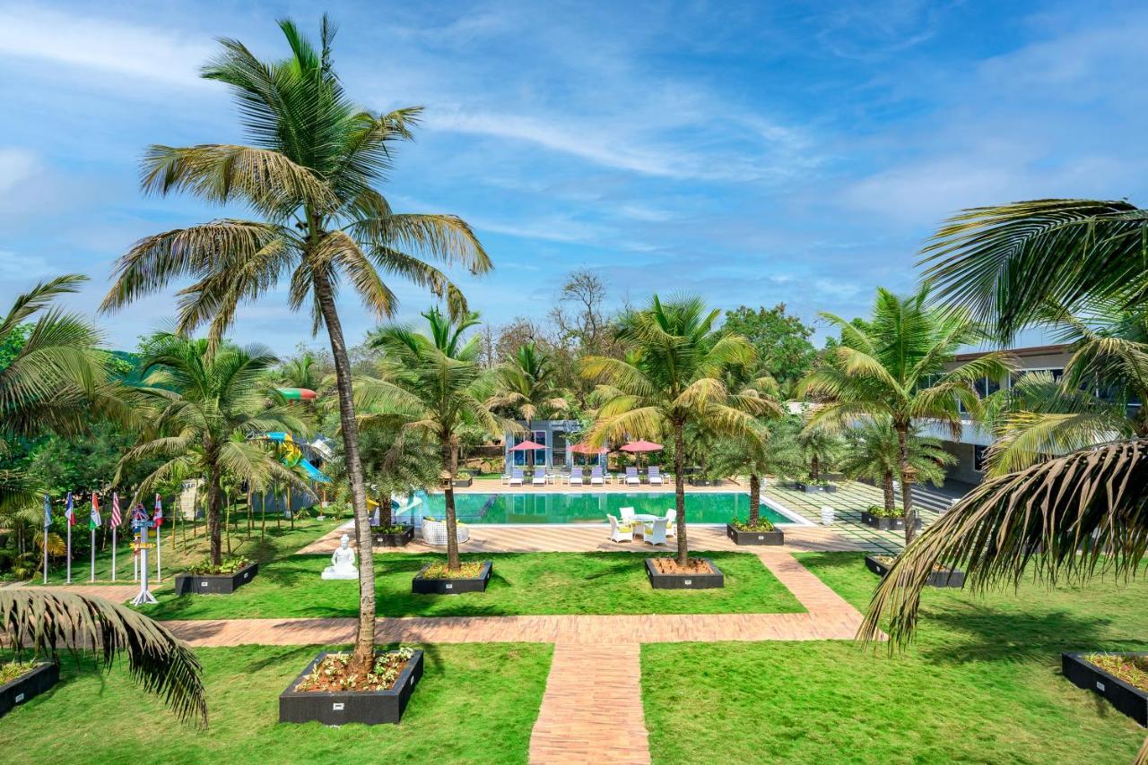 Saffronstays Palm Paradise, Kalyan Khadavli - Swimming Pool With Water Slides, Gazebo And Indoor Games Padghe Zewnętrze zdjęcie